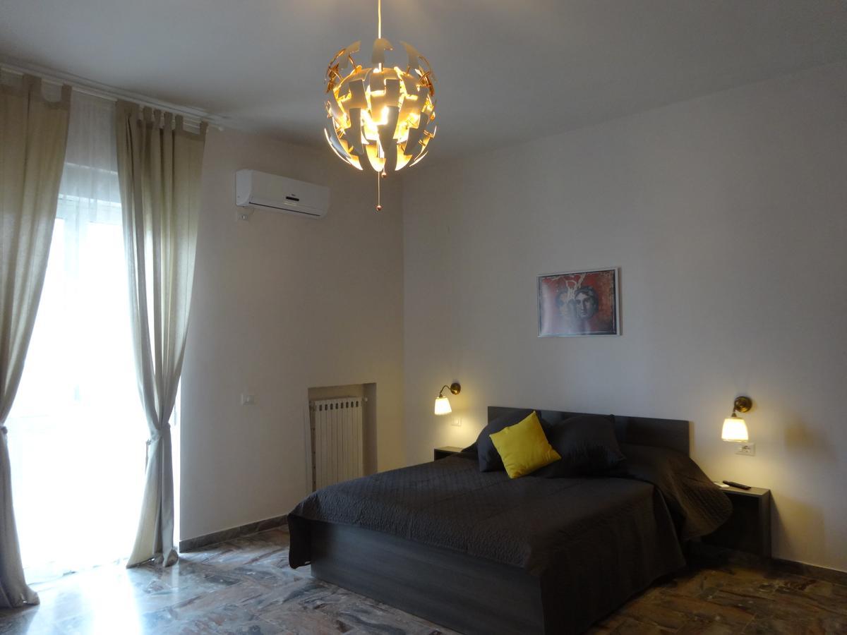 Hotel Little Hot@L Pompei Exterior foto