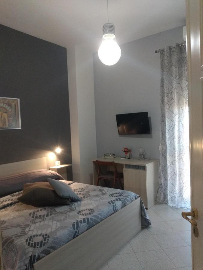 Hotel Little Hot@L Pompei Exterior foto